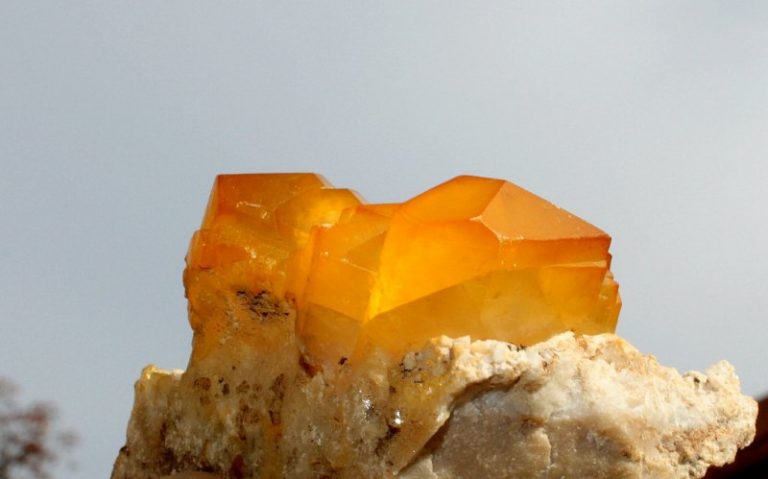 Gelber CALCIT  xx  -  BLEIBERG