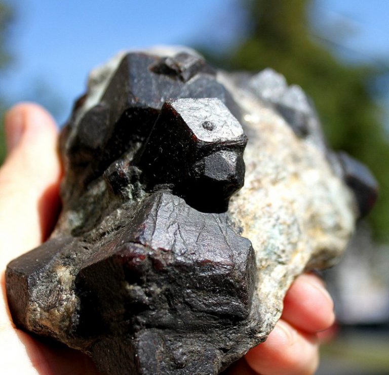 Tolle HOCHALPIN GRANAT STUFE