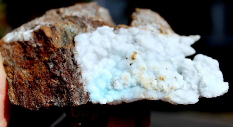 Blauer ARAGONIT - MEISELDING