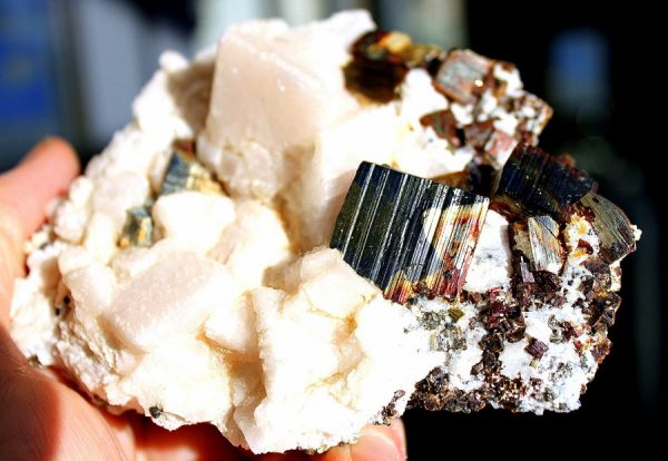 "ROSTIGE" PYRITE auf Mangano CALCIT xx - 画像2