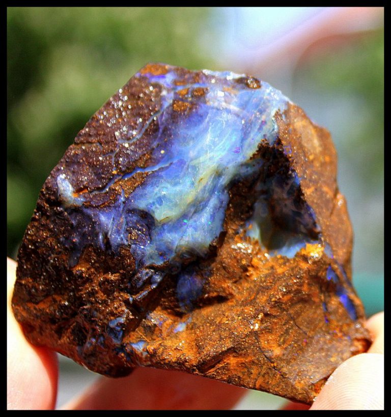 BOULDER OPAL - Rohstein