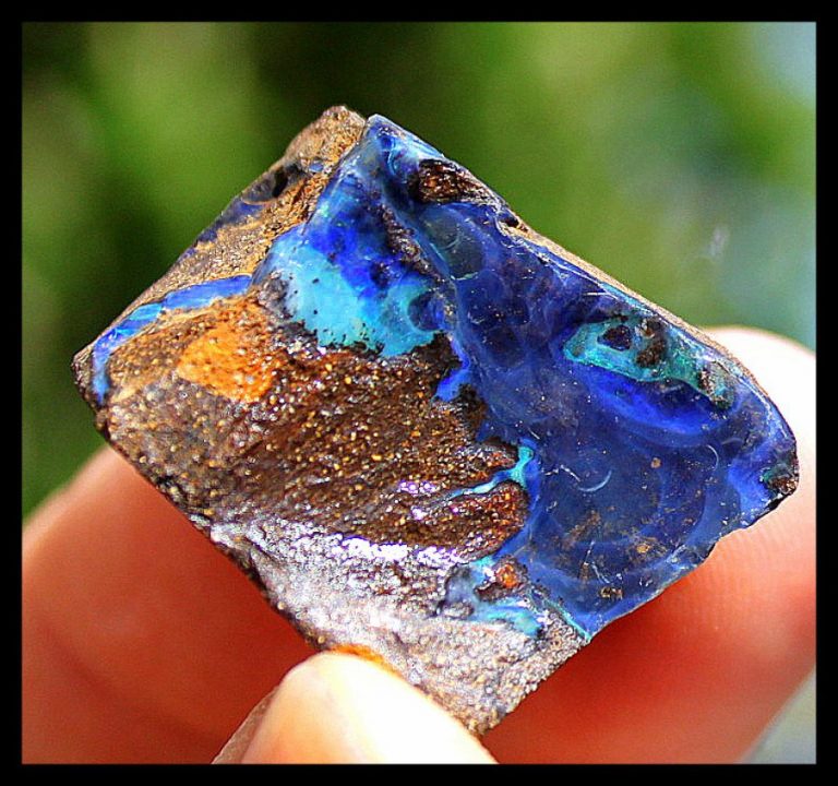 BOULDER OPAL