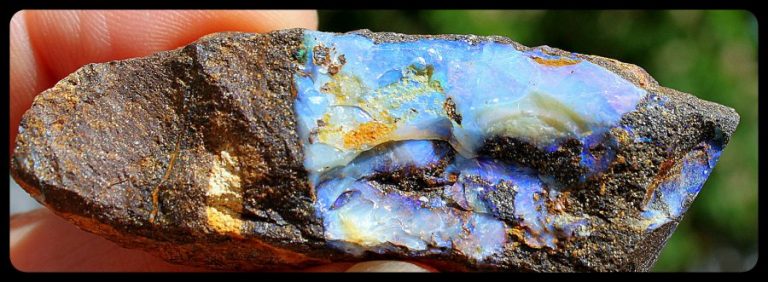 BOULDER OPAL - Rohstein