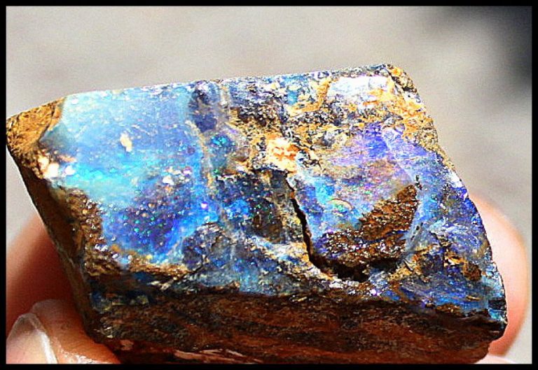 OPAL ROH - Australien