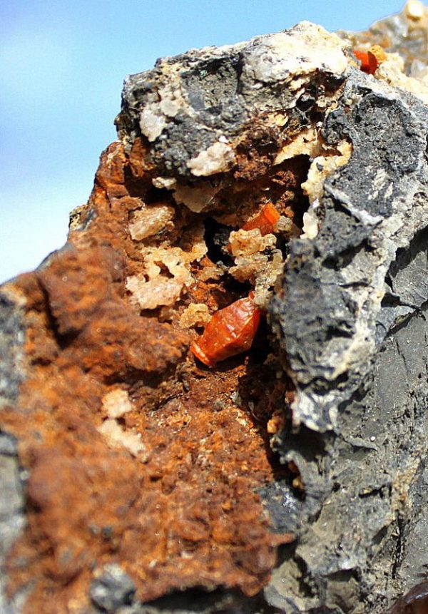 WULFENIT xx in BLEIDRUSE - 画像2