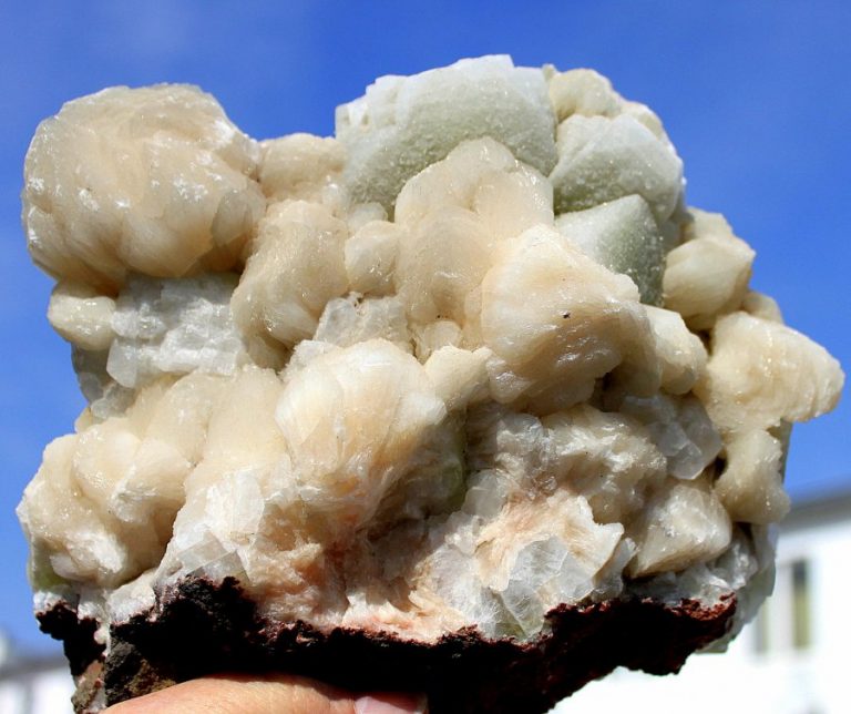 MAGMATIT-ZEOLITH Mineralien - Groﬂstufe
