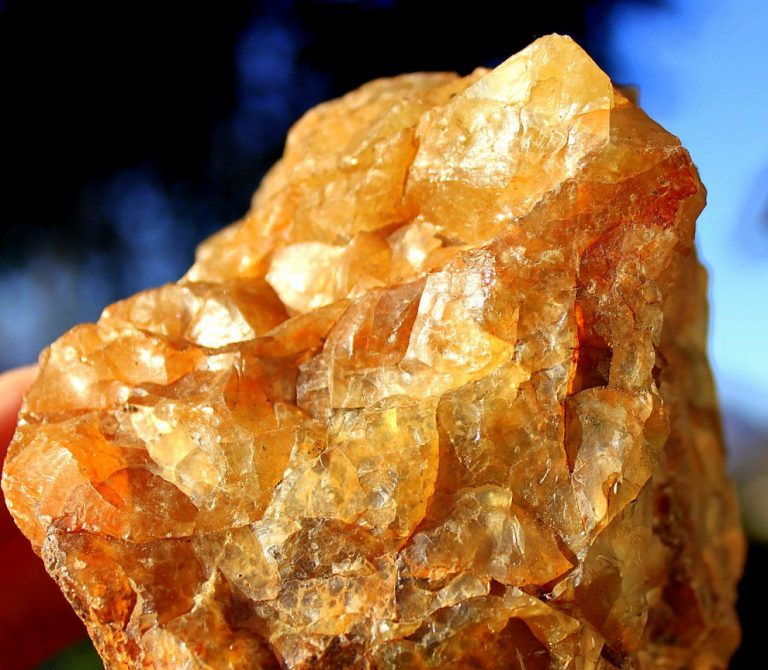 Gelber OPAL - Madagaskar