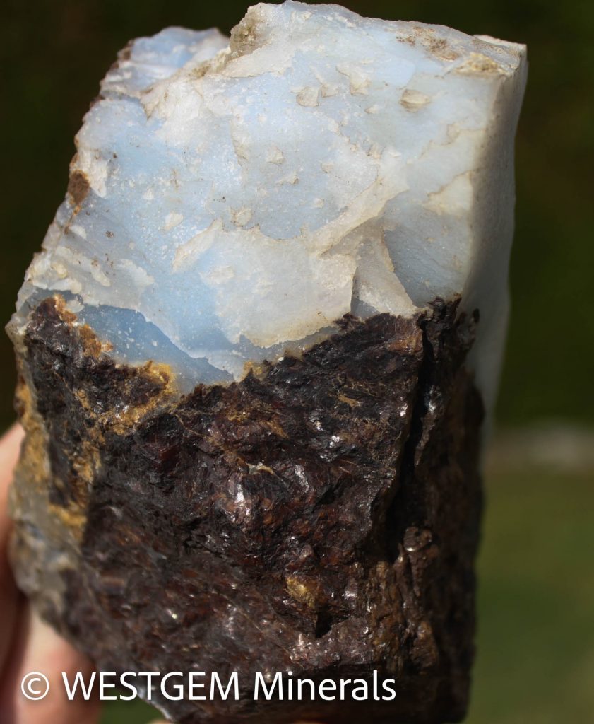 Calcédoine bleu pigeon et sidérite xx - Hüttenberg